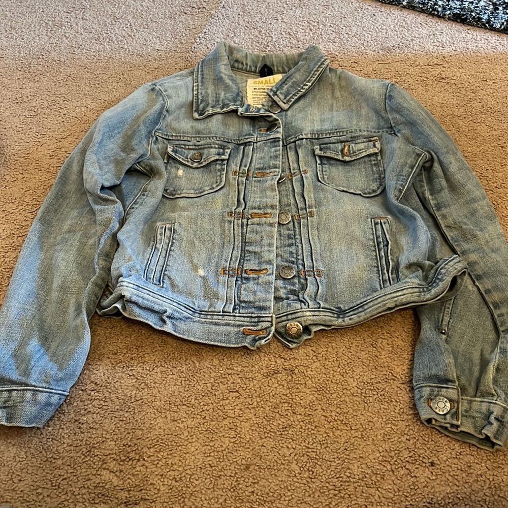 J crew small jean jacket‎ - Picture 2 of 8